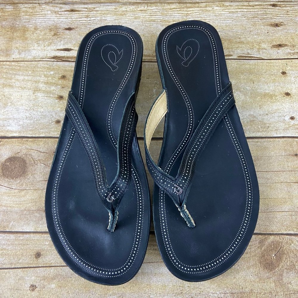 OluKai Black Sandals